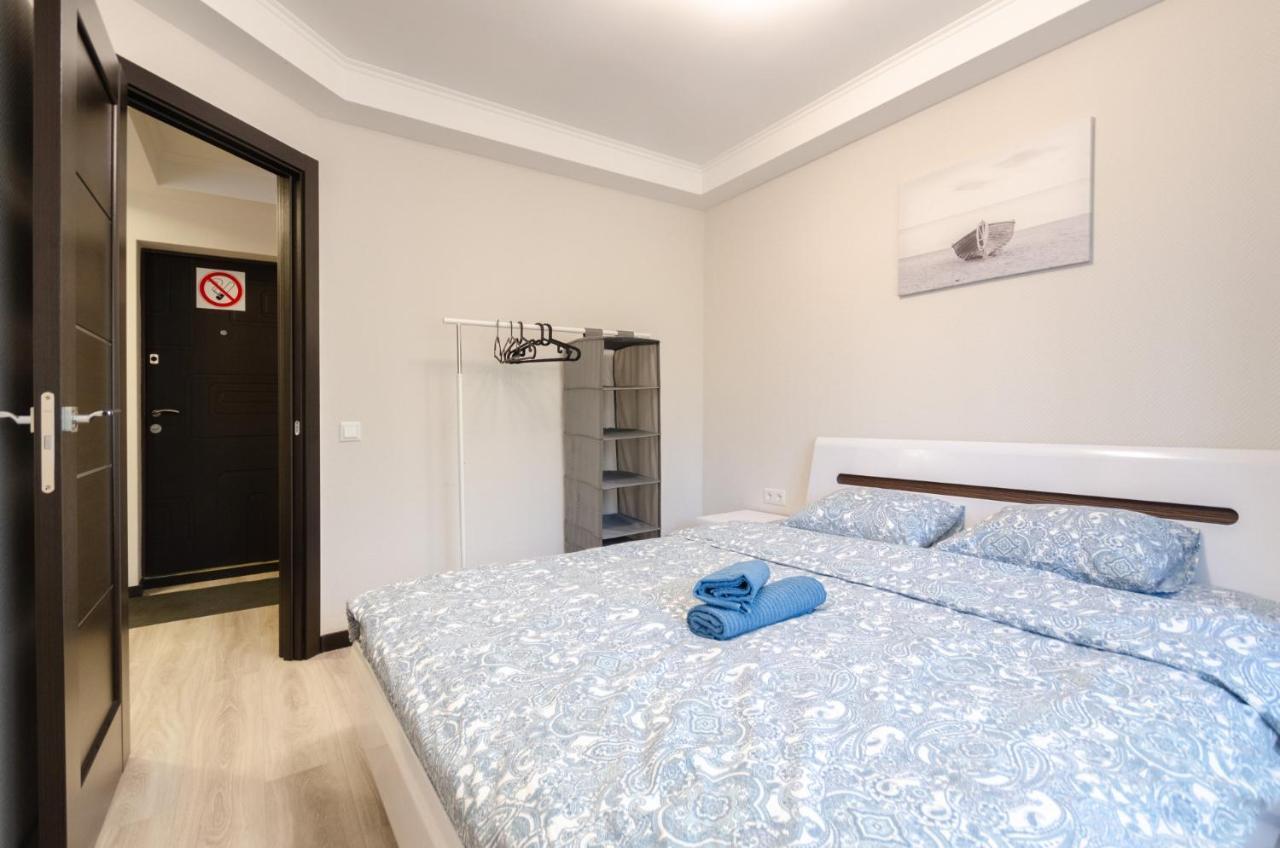 Artal Apartment On Obolonskyi Avenue 16 Kiev Esterno foto