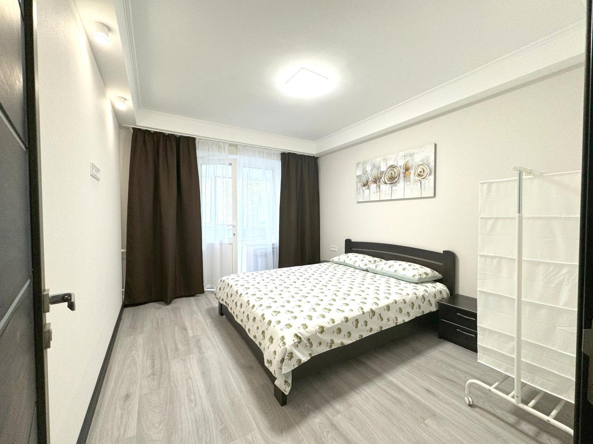 Artal Apartment On Obolonskyi Avenue 16 Kiev Esterno foto